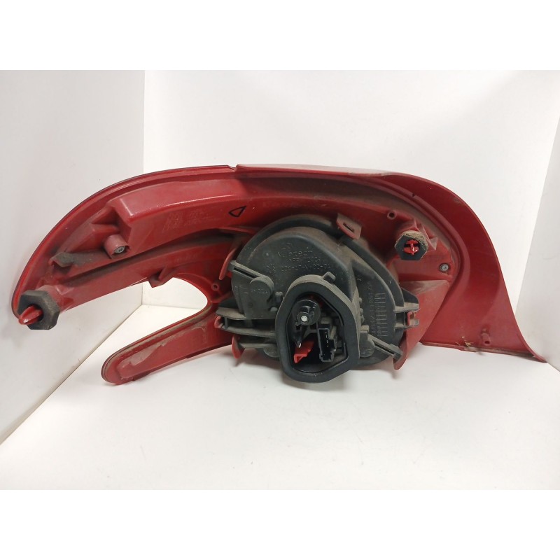Recambio de piloto trasero derecho para peugeot 208 i (ca_, cc_) 1.2 vti 82 referencia OEM IAM 9672628380  