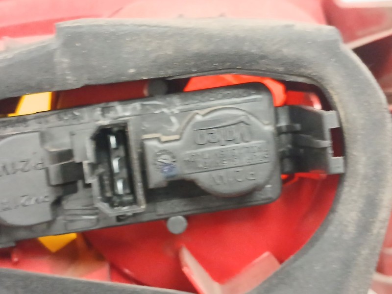 Recambio de piloto trasero derecho para seat leon (1p1) 1.9 tdi referencia OEM IAM   