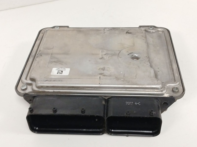 Recambio de centralita motor uce para seat leon (1p1) 1.9 tdi referencia OEM IAM   