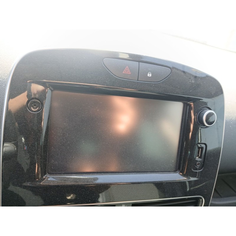 Recambio de sistema audio / radio cd para renault clio iv (bh_) 0.9 tce 90 referencia OEM IAM   