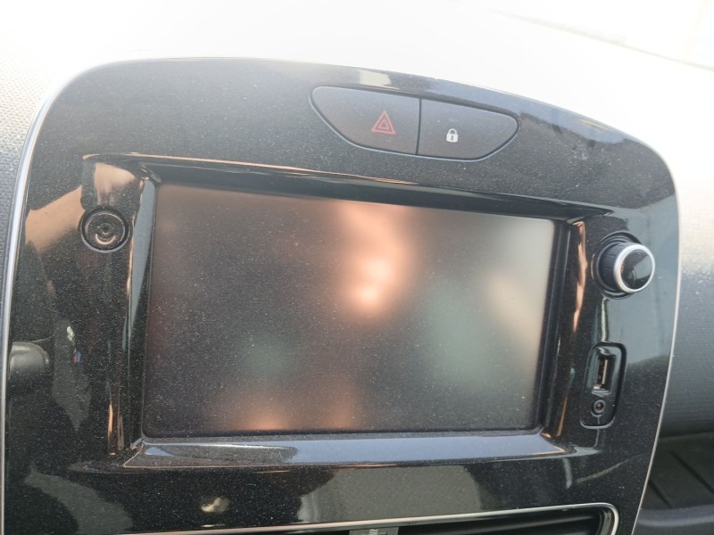 Recambio de sistema audio / radio cd para renault clio iv (bh_) 0.9 tce 90 referencia OEM IAM   