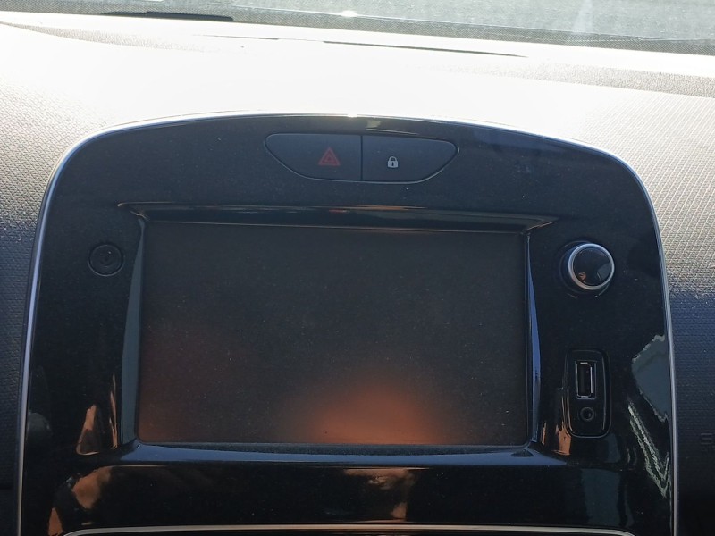 Recambio de sistema audio / radio cd para renault clio iv (bh_) 0.9 tce 90 referencia OEM IAM   