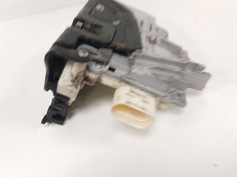 Recambio de cerradura puerta delantera izquierda para seat leon (1p1) 1.9 tdi referencia OEM IAM   