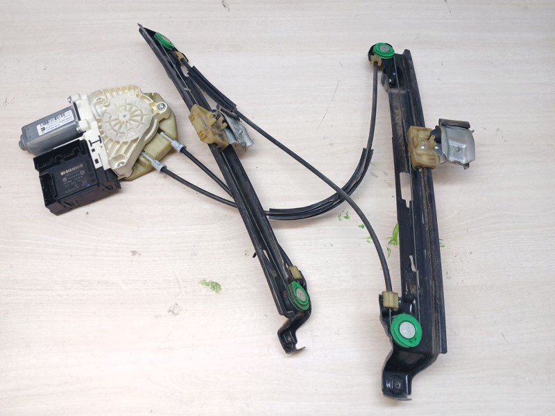 Recambio de elevalunas delantero izquierdo para seat leon (1p1) 1.9 tdi referencia OEM IAM 1K0959793M 1P0837401E 