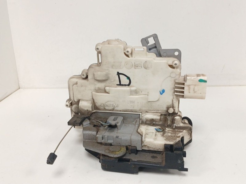 Recambio de cerradura puerta delantera derecha para seat leon (1p1) 1.9 tdi referencia OEM IAM   