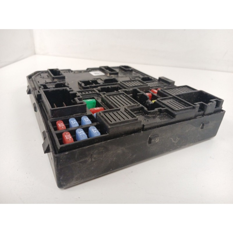 Recambio de caja reles / fusibles para nissan x-trail iii (t32_, t32r, t32rr) 1.6 dci all mode 4x4-i (nt32) referencia OEM IAM  