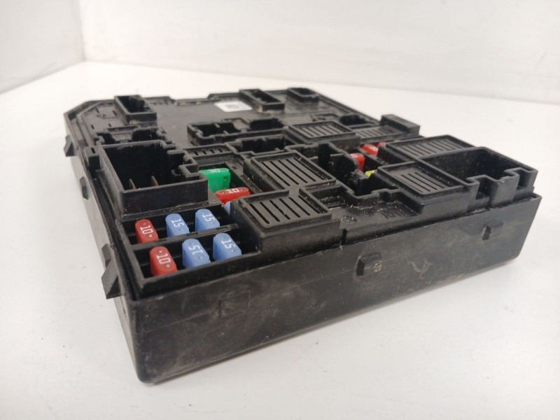 Recambio de caja reles / fusibles para nissan x-trail iii (t32_, t32r, t32rr) 1.6 dci all mode 4x4-i (nt32) referencia OEM IAM  