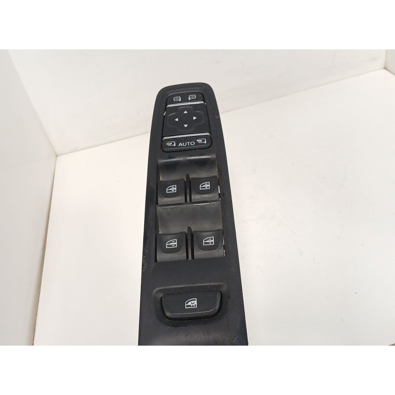 Recambio de mando elevalunas delantero izquierdo para renault clio iv (bh_) 0.9 tce 90 referencia OEM IAM   