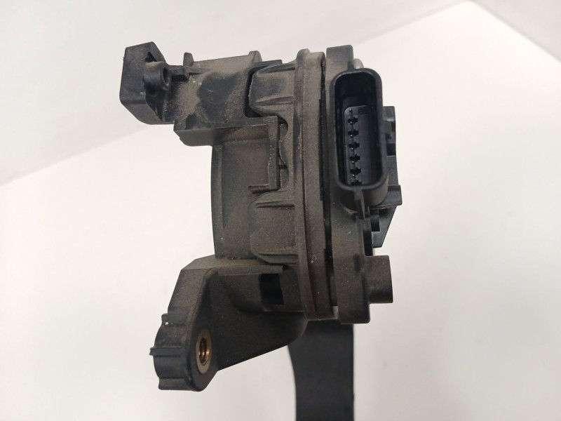 Recambio de pedal acelerador para renault clio iv (bh_) 0.9 tce 90 referencia OEM IAM   