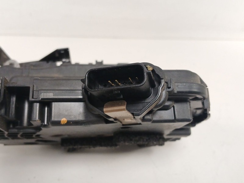 Recambio de cerradura puerta delantera derecha para renault clio iv (bh_) 0.9 tce 90 referencia OEM IAM 805024563R  