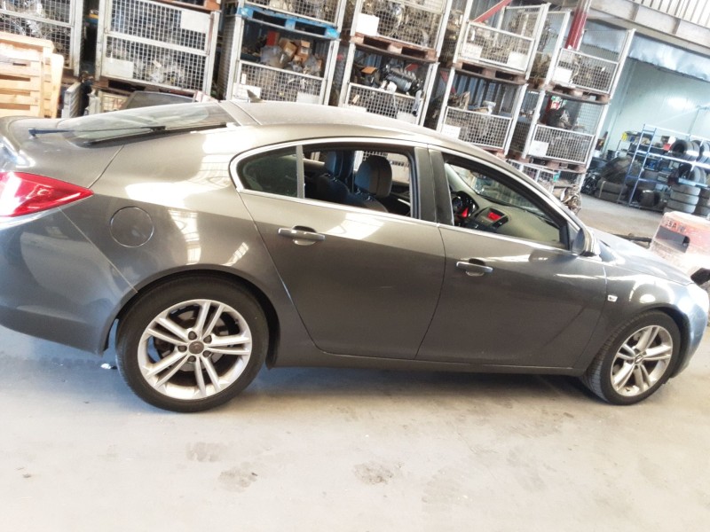 opel insignia a (g09) del año 2010