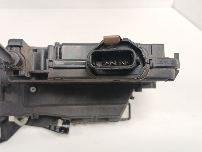 Recambio de cerradura puerta trasera izquierda para renault clio iv (bh_) 0.9 tce 90 referencia OEM IAM   