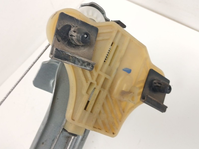 Recambio de elevalunas trasero izquierdo para renault clio iv (bh_) 0.9 tce 90 referencia OEM IAM   
