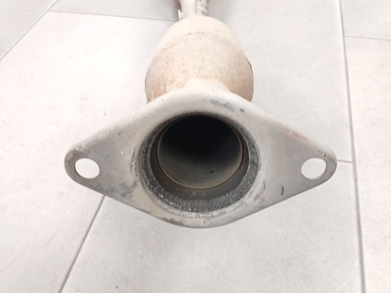 Recambio de tubo escape central para toyota prius liftback (_w2_) 1.5 hybrid (nhw20_) referencia OEM IAM   