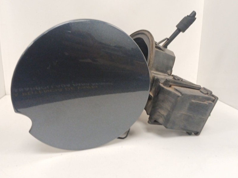 Recambio de tapa exterior combustible para renault clio iv (bh_) 0.9 tce 90 referencia OEM IAM   