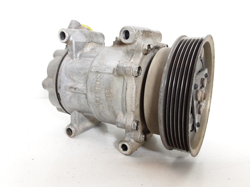 Recambio de compresor aire acondicionado para renault kangoo (f/kc0) luxe privilege referencia OEM IAM 8200651251 1900 