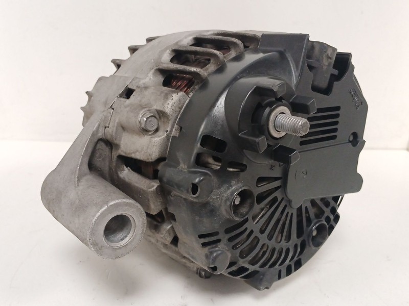 Recambio de alternador para opel insignia a (g09) 2.0 cdti (68) referencia OEM IAM 13588306 2620359A 