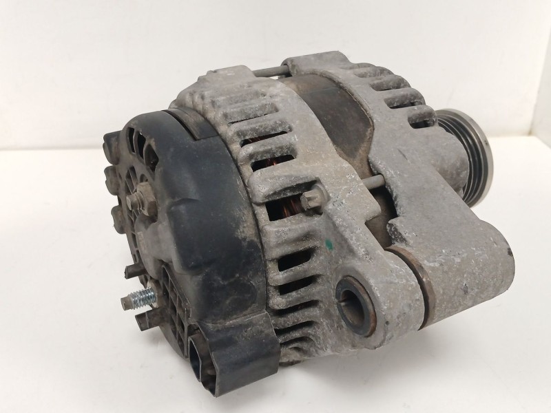 Recambio de alternador para opel insignia a (g09) 2.0 cdti (68) referencia OEM IAM 13502583  