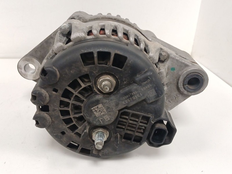 Recambio de alternador para opel insignia a (g09) 2.0 cdti (68) referencia OEM IAM 13502583  