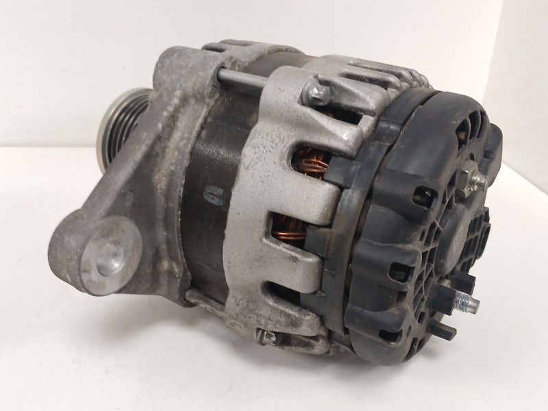 Recambio de alternador para opel insignia a (g09) 2.0 cdti (68) referencia OEM IAM 13502583  
