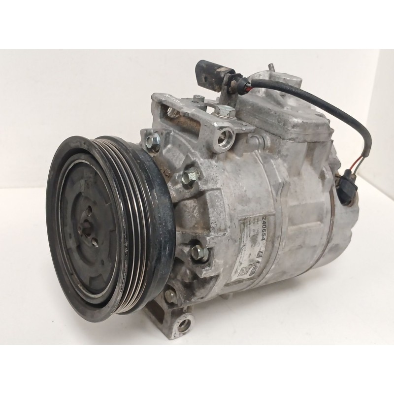 Recambio de compresor aire acondicionado para audi a4 b6 avant (8e5) 1.9 tdi referencia OEM IAM 240654  