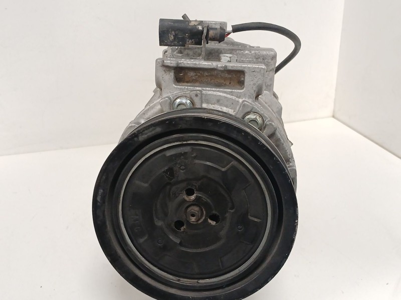 Recambio de compresor aire acondicionado para audi a4 b6 avant (8e5) 1.9 tdi referencia OEM IAM 240654  