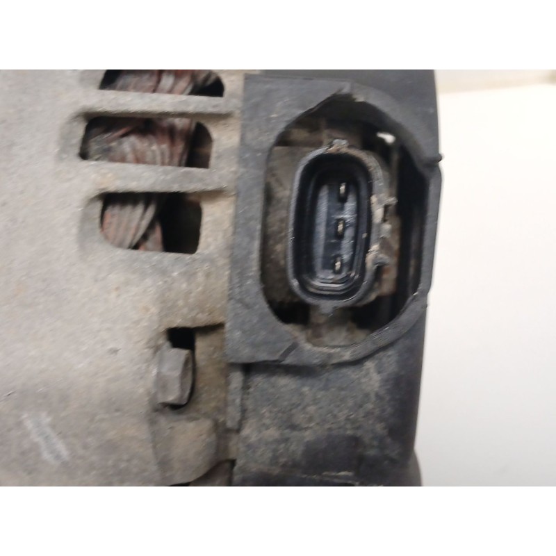 Recambio de alternador para kia sportage iii (sl) 1.7 crdi referencia OEM IAM 2611067 373002A850 