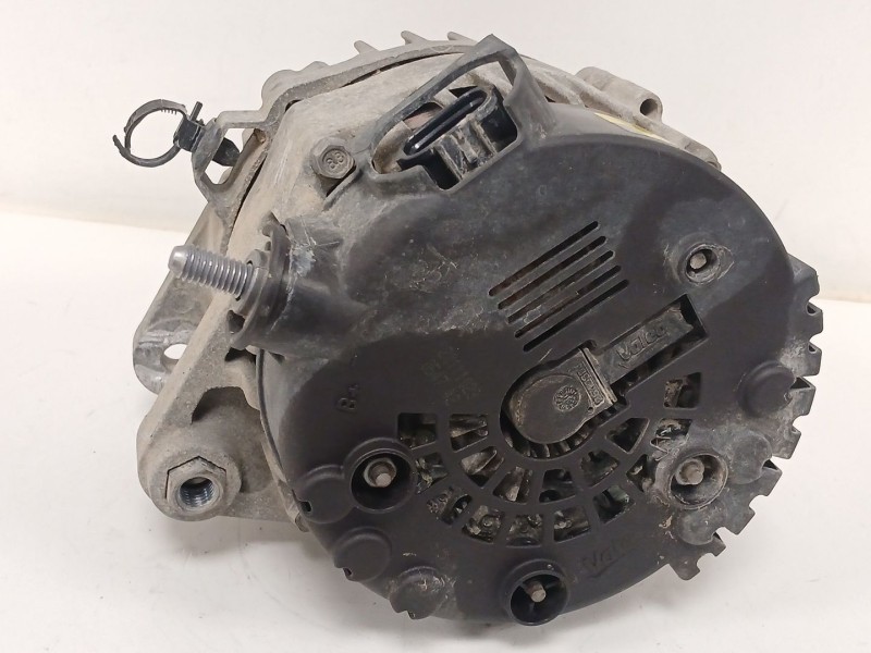 Recambio de alternador para kia sportage iii (sl) 1.7 crdi referencia OEM IAM 2611067 373002A850 
