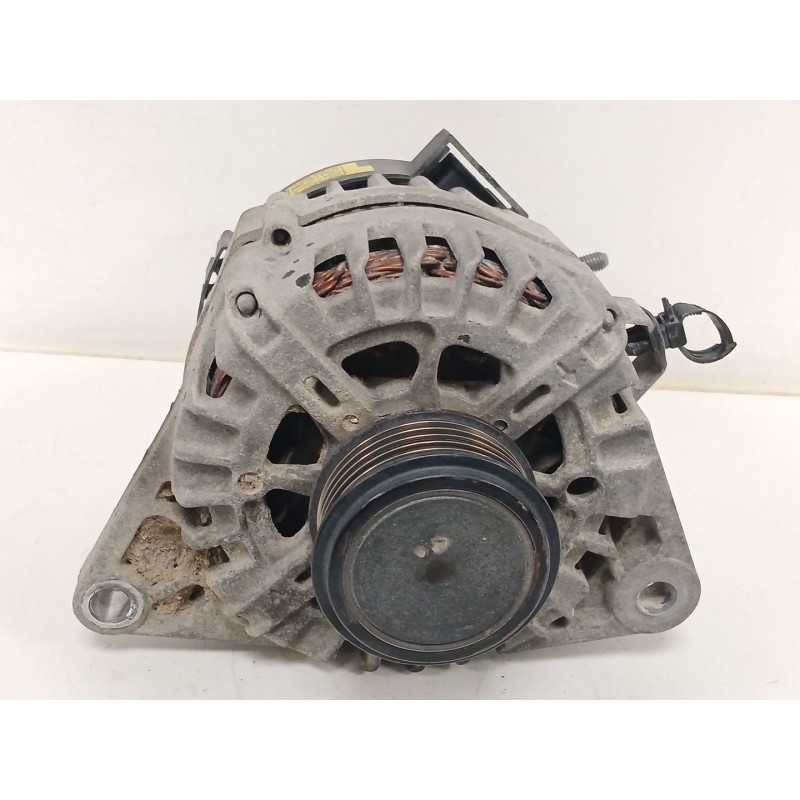 Recambio de alternador para kia sportage iii (sl) 1.7 crdi referencia OEM IAM 2611067 373002A850 