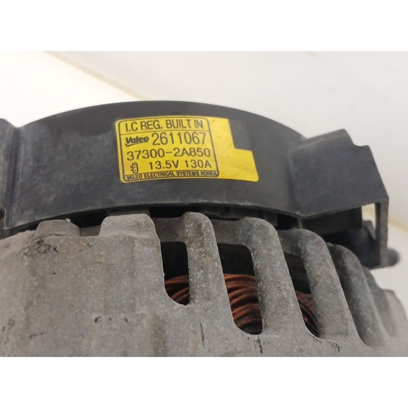 Recambio de alternador para kia sportage iii (sl) 1.7 crdi referencia OEM IAM 2611067 373002A850 