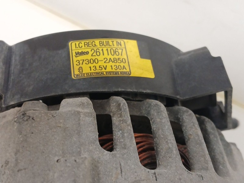 Recambio de alternador para kia sportage iii (sl) 1.7 crdi referencia OEM IAM 2611067 373002A850 