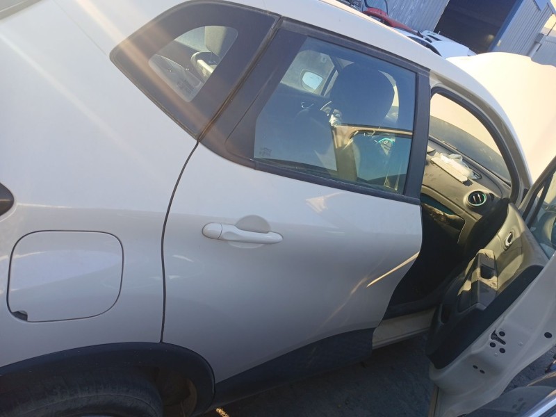 Recambio de puerta trasera derecha para renault captur i (j5_, h5_) 1.5 dci 90 referencia OEM IAM   