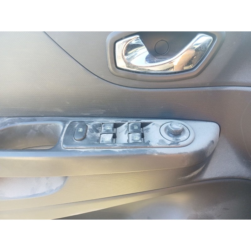 Recambio de mando elevalunas delantero izquierdo para renault captur i (j5_, h5_) 1.5 dci 90 referencia OEM IAM   