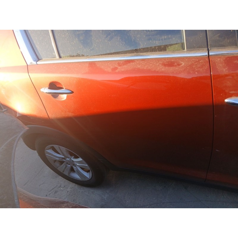 Recambio de puerta trasera derecha para kia sportage iii (sl) 1.7 crdi referencia OEM IAM   