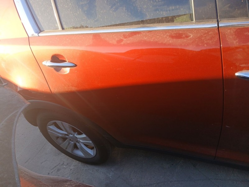 Recambio de puerta trasera derecha para kia sportage iii (sl) 1.7 crdi referencia OEM IAM   