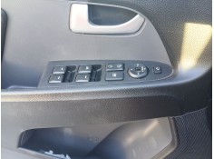 Recambio de mando elevalunas delantero izquierdo para kia sportage iii (sl) 1.7 crdi referencia OEM IAM   