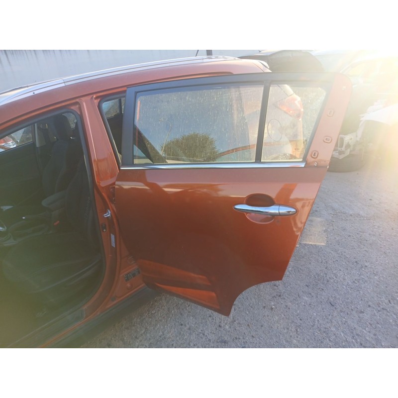 Recambio de puerta trasera izquierda para kia sportage iii (sl) 1.7 crdi referencia OEM IAM   
