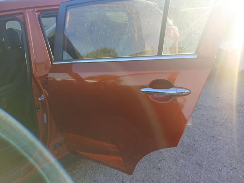 Recambio de puerta trasera izquierda para kia sportage iii (sl) 1.7 crdi referencia OEM IAM   