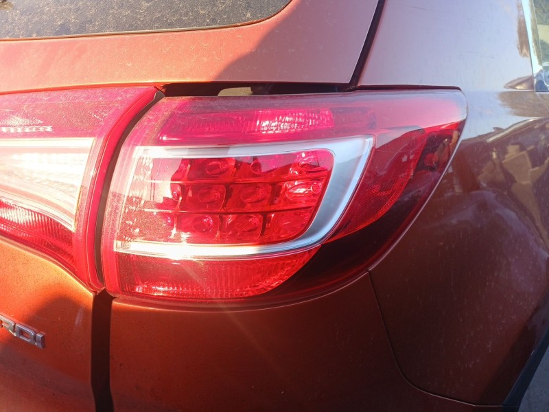 Recambio de piloto trasero derecho para kia sportage iii (sl) 1.7 crdi referencia OEM IAM   