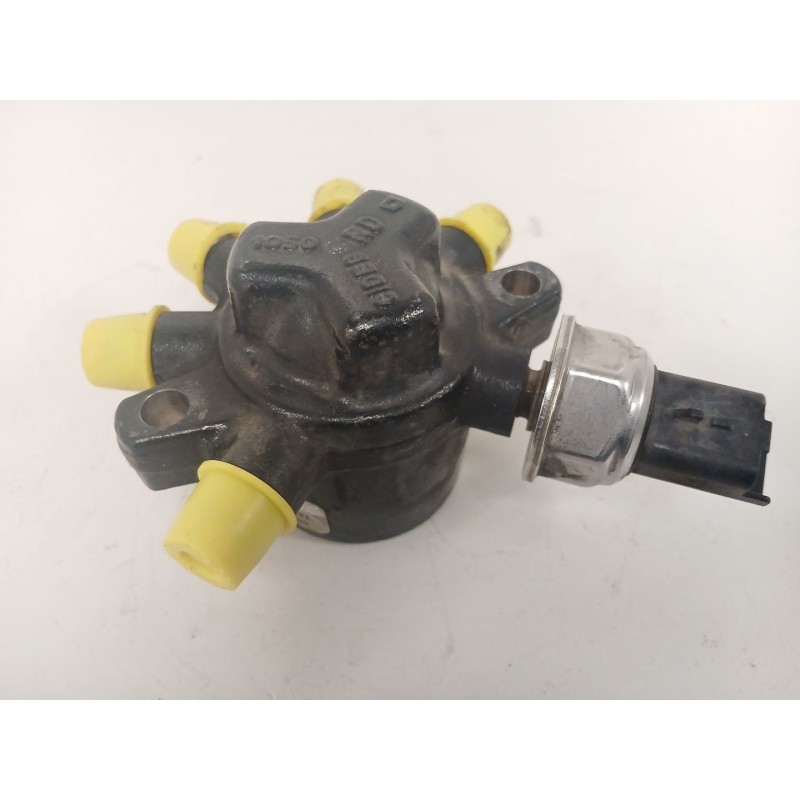 Recambio de rampa inyectora para ford transit connect (p65_, p70_, p80_) 1.8 di referencia OEM IAM DB 4M509028 