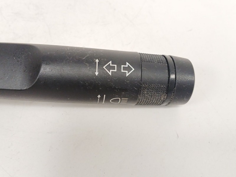 Recambio de mando intermitentes para opel insignia a (g09) 2.0 cdti (68) referencia OEM IAM 95220563  