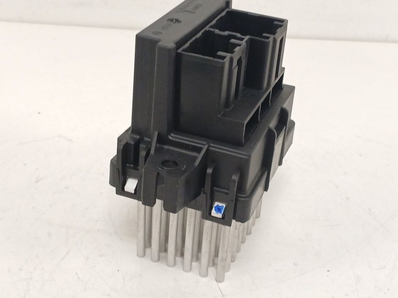 Recambio de resistencia calefaccion para opel insignia a (g09) 2.0 cdti (68) referencia OEM IAM 13598091 011500127 