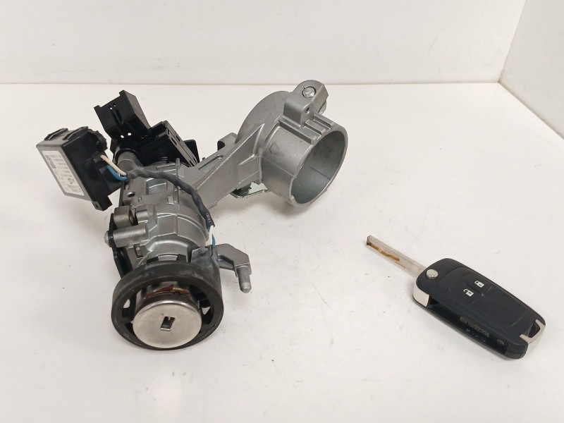 Recambio de conmutador de arranque para opel insignia a (g09) 2.0 cdti (68) referencia OEM IAM 23477372 13383062 13504286