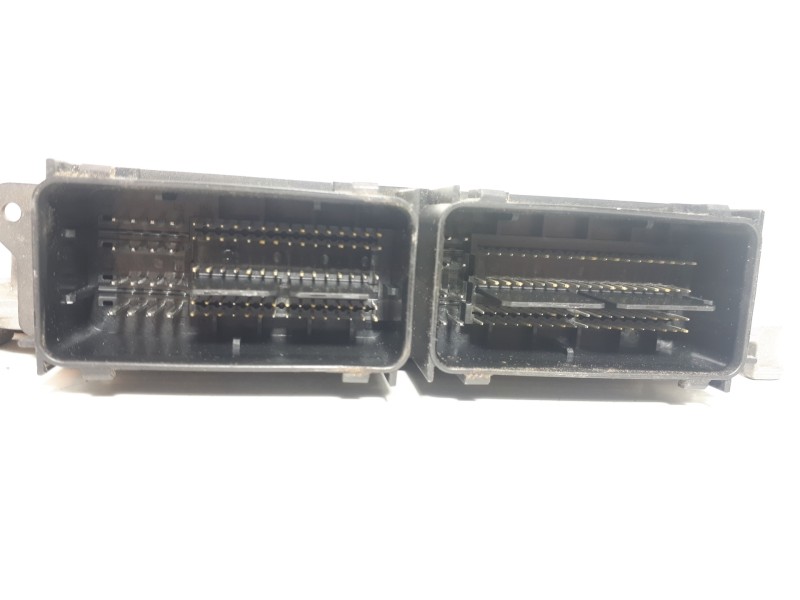 Recambio de centralita motor uce para ford fiesta (ccn) black&white edition referencia OEM IAM F1B112A650BDB 0281034427 