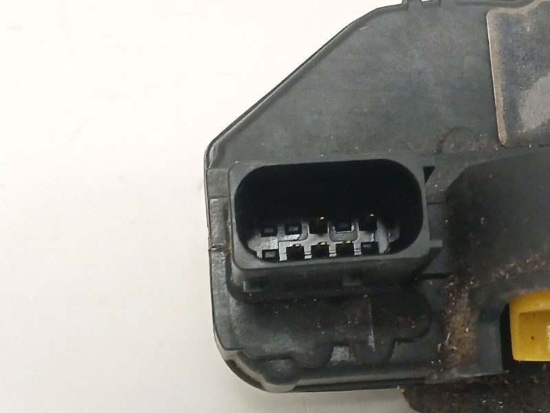 Recambio de cerradura puerta trasera izquierda para opel insignia a (g09) 2.0 cdti (68) referencia OEM IAM   