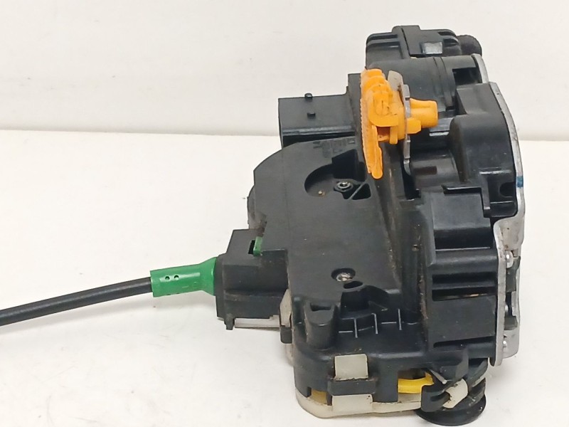 Recambio de cerradura puerta trasera izquierda para opel insignia a (g09) 2.0 cdti (68) referencia OEM IAM   