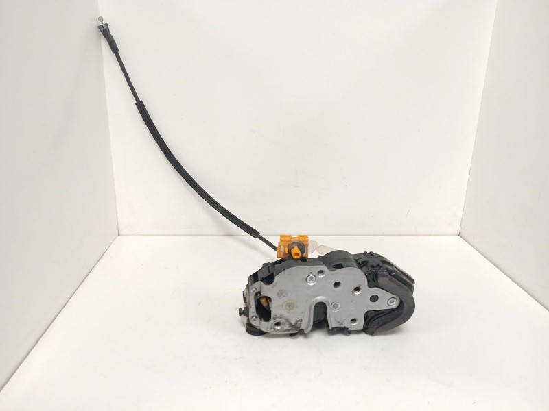 Recambio de cerradura puerta trasera izquierda para opel insignia a (g09) 2.0 cdti (68) referencia OEM IAM   