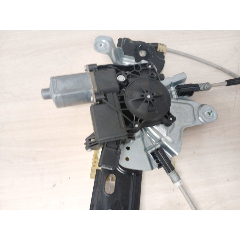 Recambio de elevalunas delantero derecho para opel insignia a (g09) 2.0 cdti (68) referencia OEM IAM   