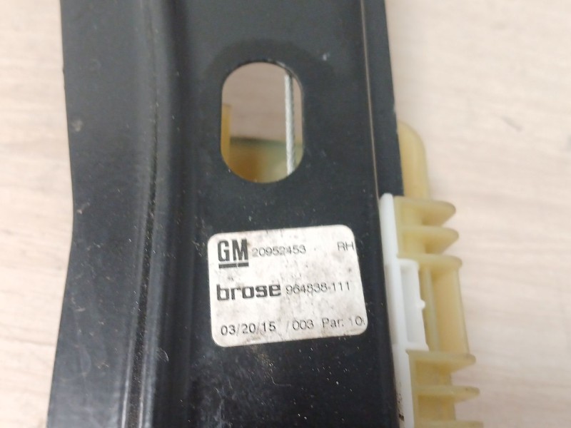 Recambio de elevalunas delantero derecho para opel insignia a (g09) 2.0 cdti (68) referencia OEM IAM   