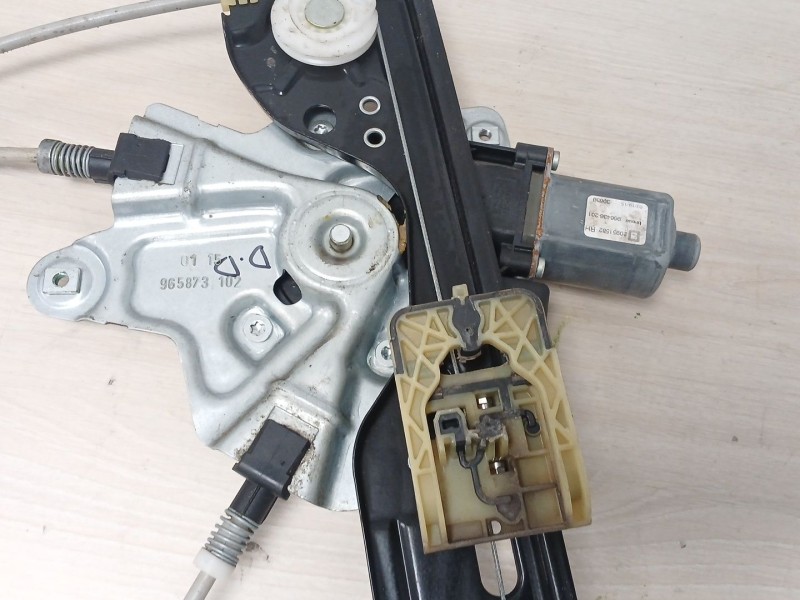 Recambio de elevalunas delantero derecho para opel insignia a (g09) 2.0 cdti (68) referencia OEM IAM   